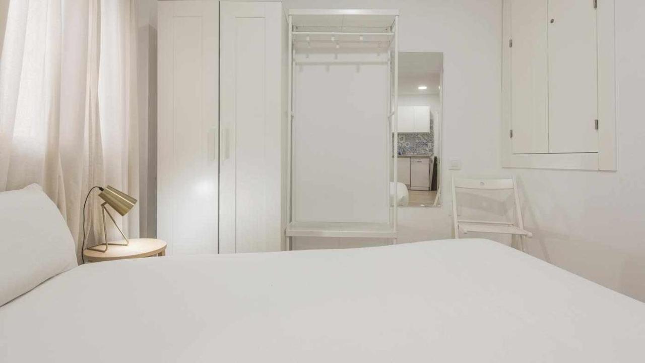 Apartamentos Dimax By Toledo Ap الغرفة الصورة